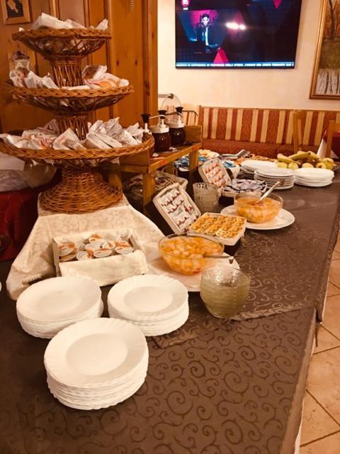 Hotel Sole Del Baldo Brentonico Zewnętrze zdjęcie