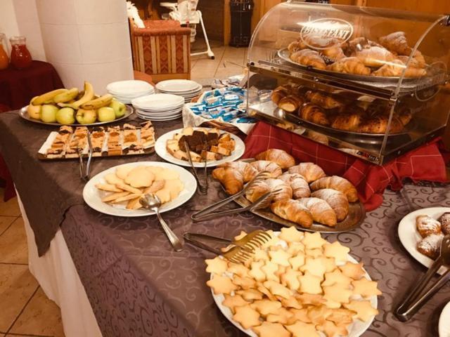 Hotel Sole Del Baldo Brentonico Zewnętrze zdjęcie